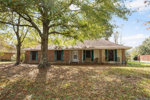 10525 Carmel Dr, Baton Rouge, LA, 70818-3130 | Card Image