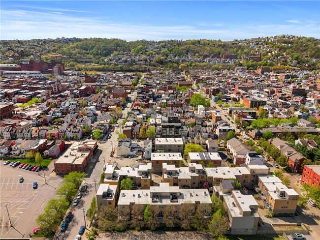 1840 Merriman Way, Townhouse with 2 bedrooms, 3 bathrooms and 2 parking in Pittsburgh PA | Image 28