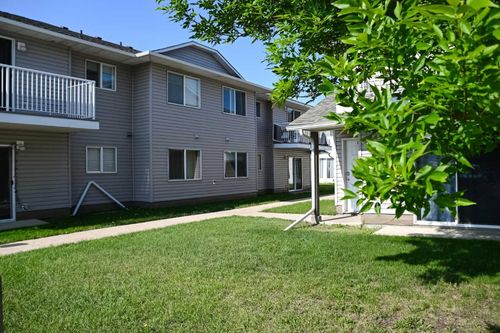 102a-11018 106 Avenue, Grande Prairie, AB, T8V7T3 | Card Image