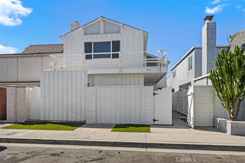 255 Colton St, Newport Beach, CA, 92663 | Card Image