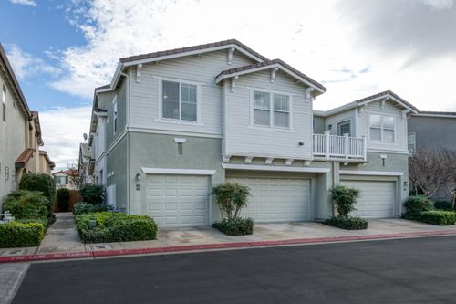 367 N Raphael Ln, Clovis, CA, 93611-6191 | Card Image