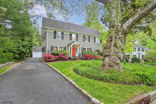 35 Durand Rd, Maplewood, NJ, 07040-1248 | Card Image