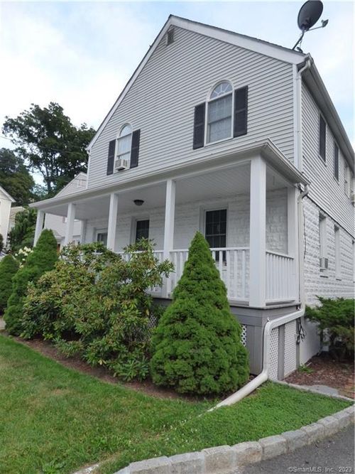 1st-floor-490 Den Ln, Greenwich, CT, 06831-5076 | Card Image