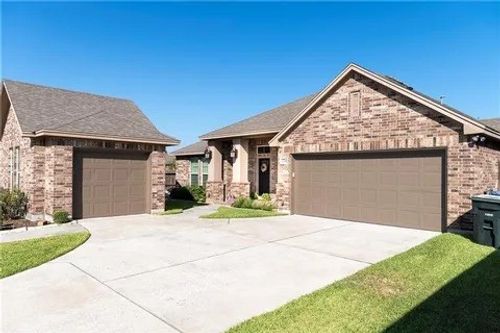 7714 Rancho Vista Blvd E, Corpus Christi, TX, 78414-3679 | Card Image