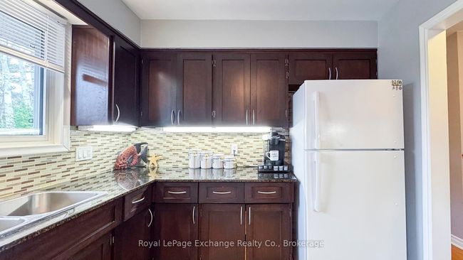 398 Kingsway St, House other with 3 bedrooms, 2 bathrooms and 4 parking in Kincardine ON | Image 17
