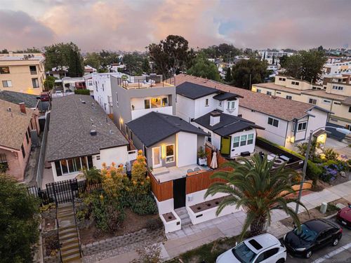 2945 B St, San Diego, CA, 92102-2211 | Card Image