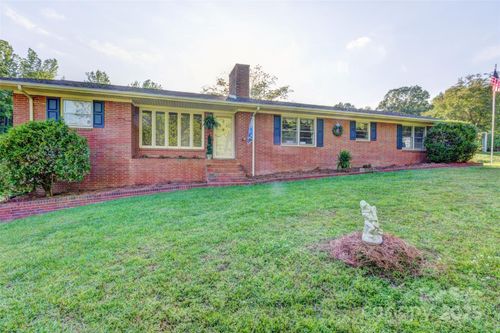 211 Amos Homesley Rd, Cherryville, NC, 28021-8904 | Card Image