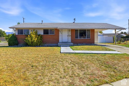 3911 W Ridgecrest Cir, Taylorsville, UT, 84129-4148 | Card Image