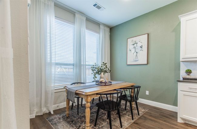 Dining Area | Image 11