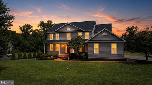 27 Mccoy Ln, CARLISLE, PA, 17015-7507 | Card Image