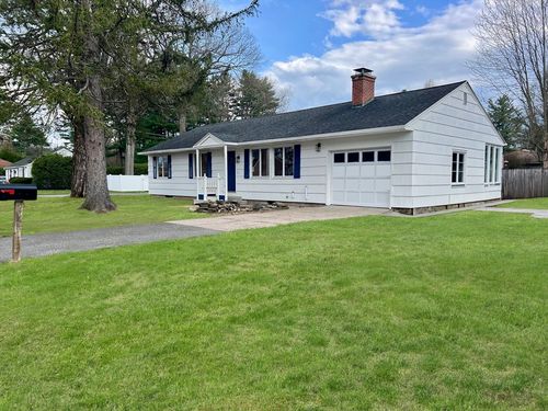 55 Parkerview St, Springfield, MA, 01129-1327 | Card Image