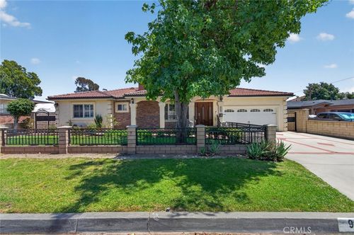 9112 Stoakes Ave, Downey, CA, 90240-2815 | Card Image