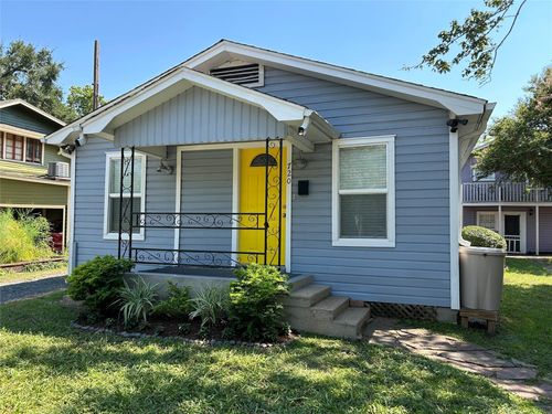 720 Woodland St, Houston, TX, 77009-7253 | Card Image