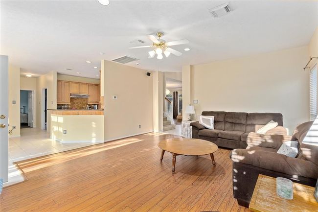 Living Room | Image 16