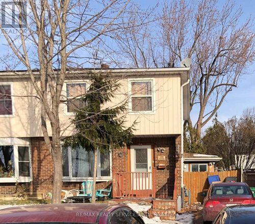 134 Hansen Rd N, Brampton, ON, L6V2G6 | Card Image