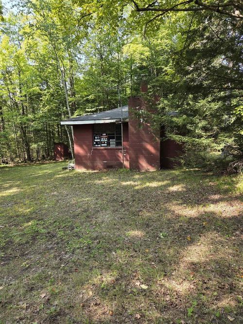 W7793 Bergeson Lane, Amberg, WI, 54102 | Card Image
