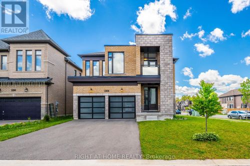 1104 Edinburgh Dr, Woodstock, ON, N4T0M2 | Card Image