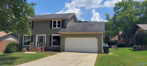 13031 Camelot Dr Se, Huntsville, AL, 35803-1840 | Card Image