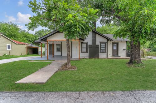 apt-2-402 Ada St, San Antonio, TX, 78223-1172 | Card Image
