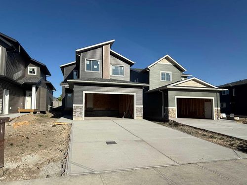 13305 105 Street, Grande Prairie, AB, T8X0W5 | Card Image