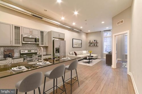 unit-2c-135 N 3rd St, Philadelphia, PA, 19106-1980 | Card Image