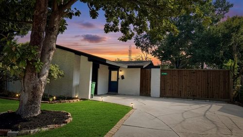 11103 Greenwillow St, Houston, TX, 77035-5127 | Card Image