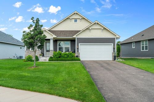 9096 Jade Cir N, Lake Elmo, MN, 55042-2006 | Card Image