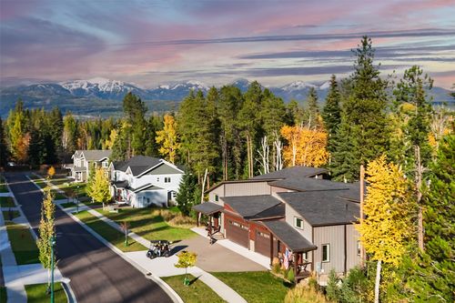 717 Ice House Rd, Whitefish, MT, 59937-1757 | Card Image