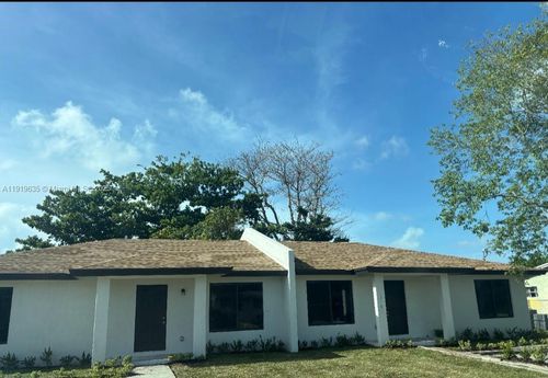 12181 Sw 215th St, Miami, FL, 33177-5954 | Card Image