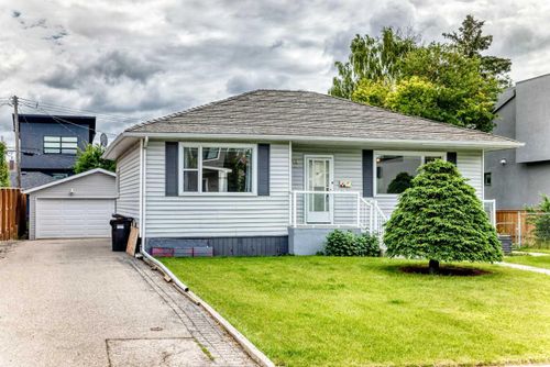 1712 28 St Sw, Calgary, AB, T3C1L9 | Card Image