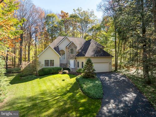 160 Teaberry Dr, PHILIPSBURG, PA, 16866-9031 | Card Image