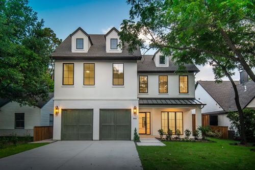 9034 Forest Hills Blvd, Dallas, TX, 75218-4003 | Card Image