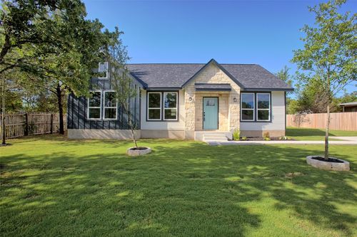 109 Creekside Dr, Bastrop, TX, 78602-6760 | Card Image