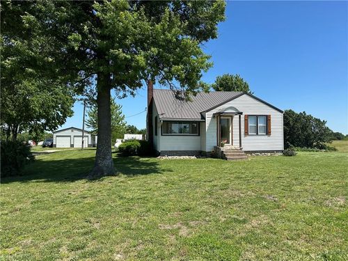 10112 Se 214th St, Lawson, MO, 64062-7247 | Card Image