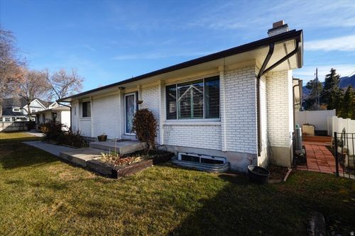 4608 S Locust Ln, Holladay, UT, 84117-5216 | Card Image