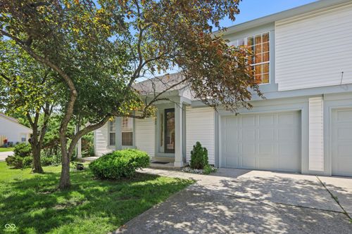 2524 Chaseway Ct, Indianapolis, IN, 46268-1284 | Card Image
