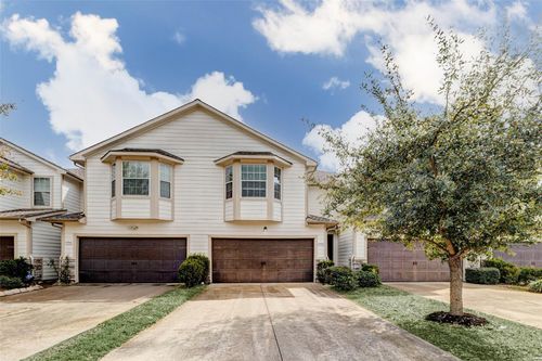 11532 Champions Green Dr, Houston, TX, 77066-1070 | Card Image