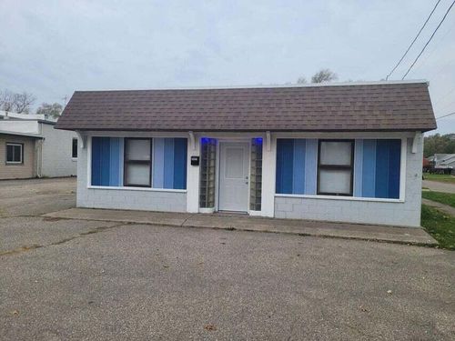 2421 Clyde Park Ave Sw, Wyoming, MI, 49509-1935 | Card Image