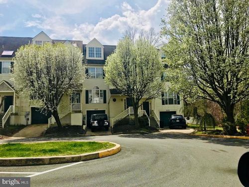 307 Thyme Ln, PHILADELPHIA, PA, 19128-4555 | Card Image