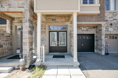 32 Dalbeattie Dr, Brampton, ON, L6Y6H6 | Card Image