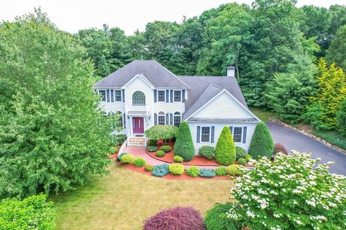 15 Sophia Ln, Greenville, RI, 02828-1752 | Card Image