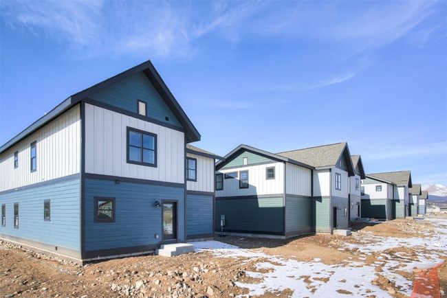 Torrey Model Home Photos. Same model home by same builder. | Image 37