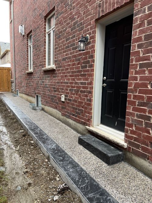 15231 Danby Rd, Georgetown, ON, L7G0M5 | Card Image