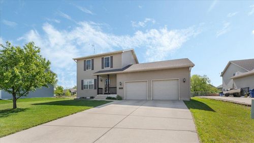 1035 Sequoia Ave, Saint Cloud, MN, 56303-4755 | Card Image