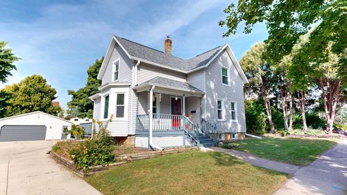 129 N German Ave, Jefferson, WI, 53549-1514 | Card Image