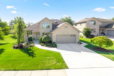 495 Senon Drive, House other with 4 bedrooms, 2 bathrooms and 2 parking in Lemont IL | Image 3