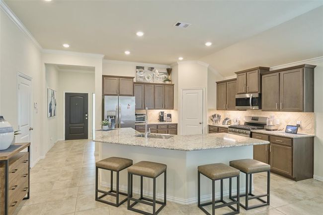18811 Palmetto Hills Dr, House other with 3 bedrooms, 2 bathrooms and 2 parking in New Caney TX | Image 6