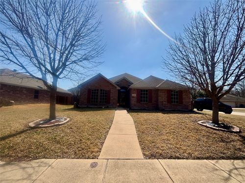 900 Grouse Rd, Glenn Heights, TX, 75154-8666 | Card Image