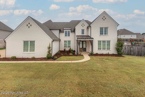 13764 River Grove Ln, Olive Branch, MS, 38654-9862 | Card Image