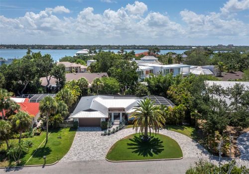 622 Tropical Cir, SARASOTA, FL, 34242-1447 | Card Image